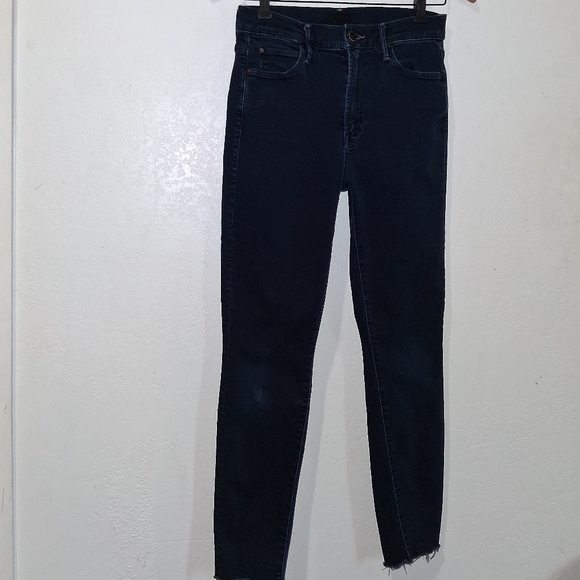 MOTHER Stunner Zip Two Step Fray Jeans - Picture 5 of 10
